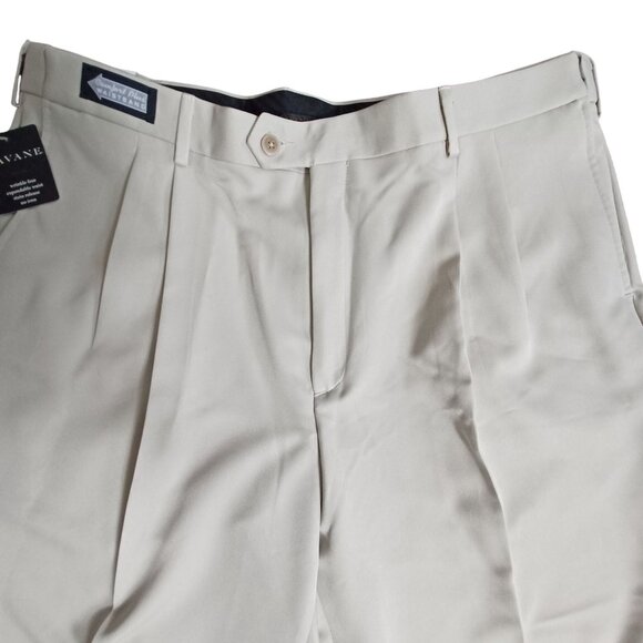 Savane Mens Expandable Waist Pleated Khaki Pants 40W X 32L Wrinkle Free Comfort - Picture 8 of 10